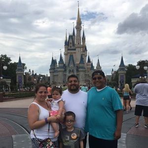 Meet your Posher, Robert